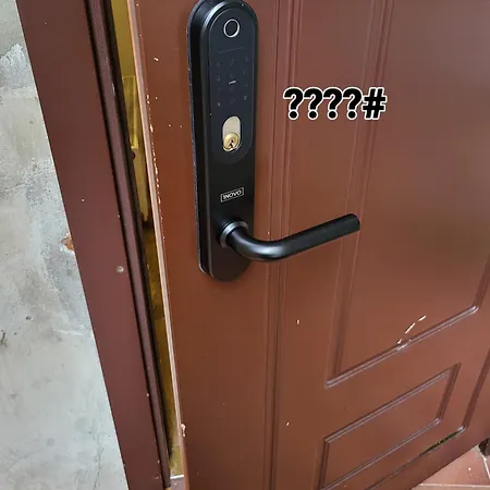 Happy Toto Old Town, Self Check, Parking In The Yard, 公寓 维尔纽斯