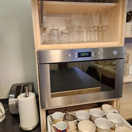 Happy Toto Old Town, Self Check, Parking In The Yard, *