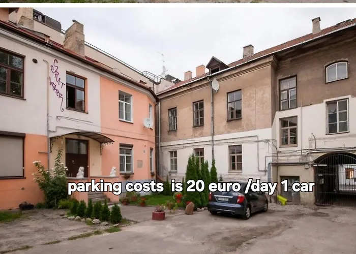 Happy Toto Old Town, Self Check, Parking In The Yard, * Вильнюс